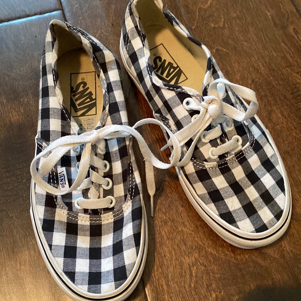 Vans super cute black/white checked shoes sz 5 men/6.5 women